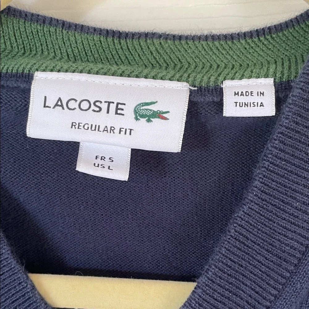 Lacoste Classic men’s 100% cotton V-Neck Sweater size Large
